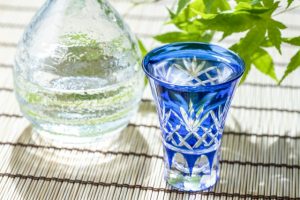 切子と日本酒02